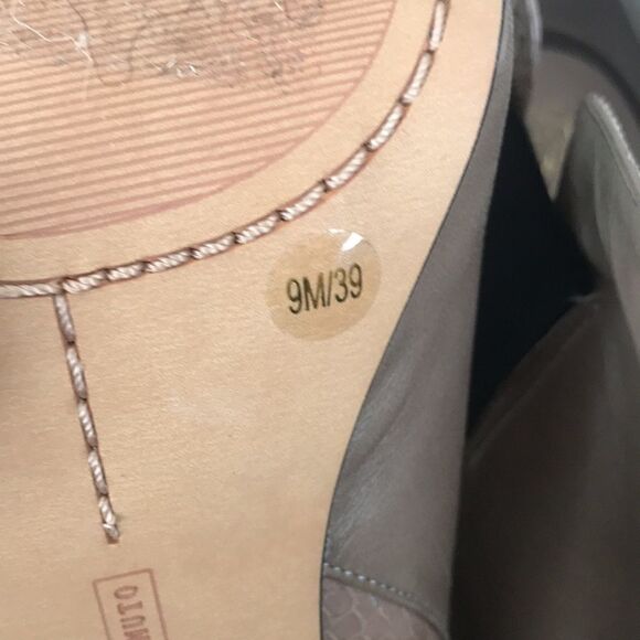 Vince Camuto Leather Hidden Platform Heel Booties - Picture 10 of 10